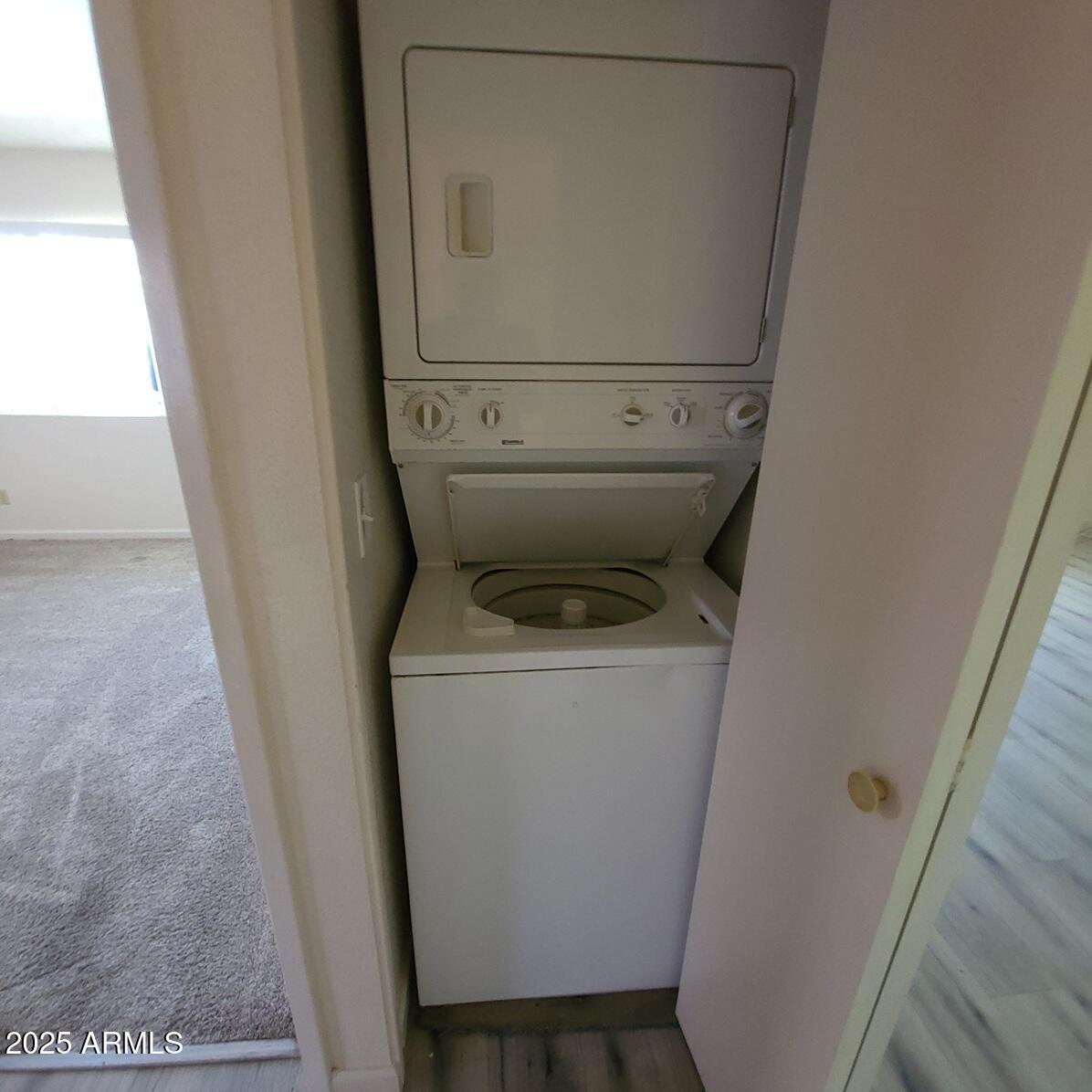 700 West University Drive, Unit 225 Tempe, AZ 85281 - Photo 6 of 12 laundry