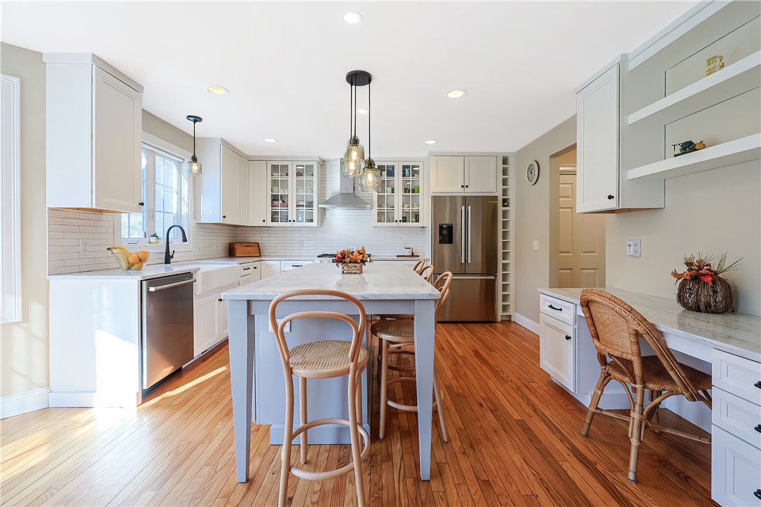 330 Sowams Road Barrington, RI 02806 - Photo 14 of 50