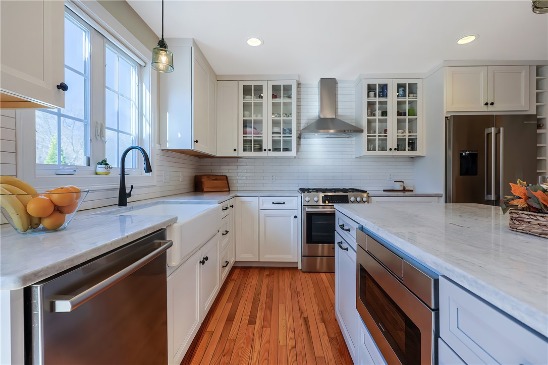 330 Sowams Road Barrington, RI 02806 - Photo 16 of 50