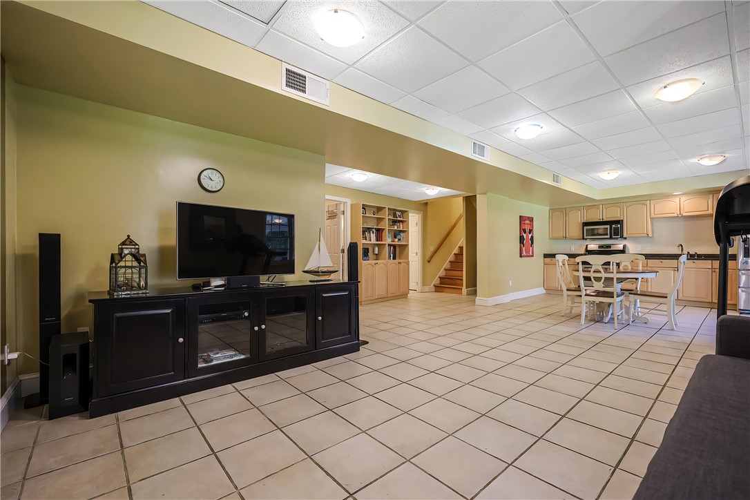 330 Sowams Road Barrington, RI 02806 - Photo 38 of 50