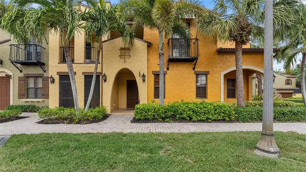 $6,595 | 8965 Malibu Lane, Unit 802, Naples, FL 34113