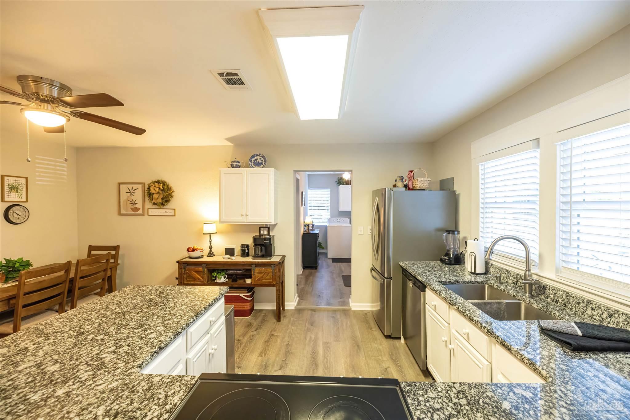 1148 West 9 & Half Mile Road Pensacola, FL 32534 - Photo 20 of 39