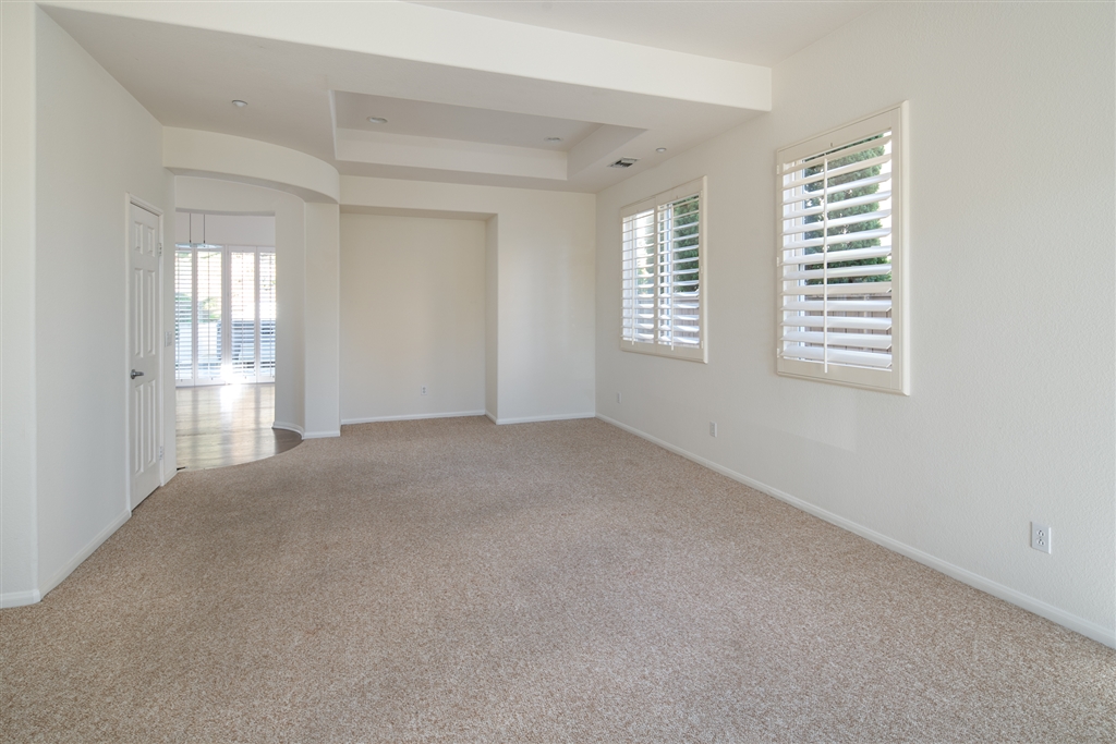 1172 Hampton Court Encinitas, CA 92024 - Photo 11 of 25 Gallery Image 11