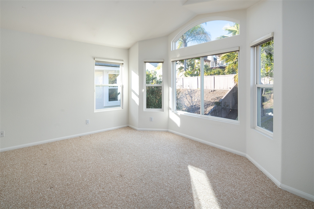 1172 Hampton Court Encinitas, CA 92024 - Photo 19 of 25 Gallery Image 19