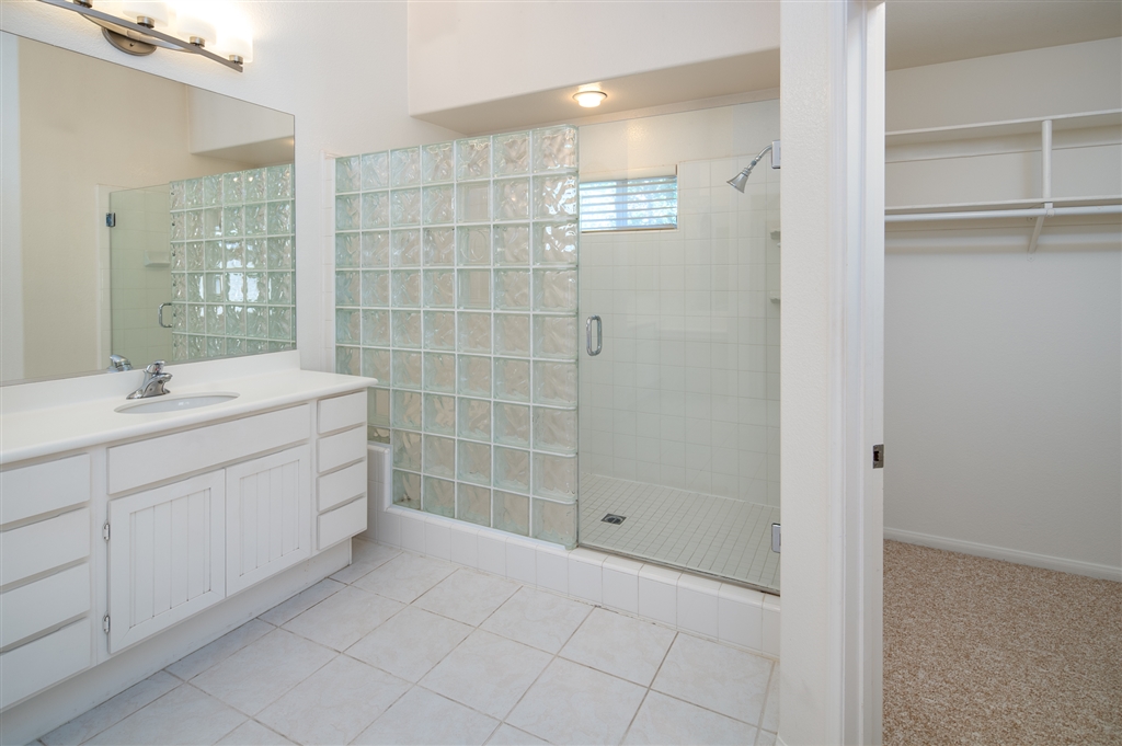 1172 Hampton Court Encinitas, CA 92024 - Photo 20 of 25 Gallery Image 20