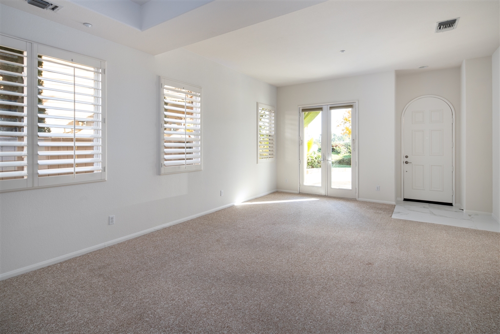 1172 Hampton Court Encinitas, CA 92024 - Photo 10 of 25 Gallery Image 10