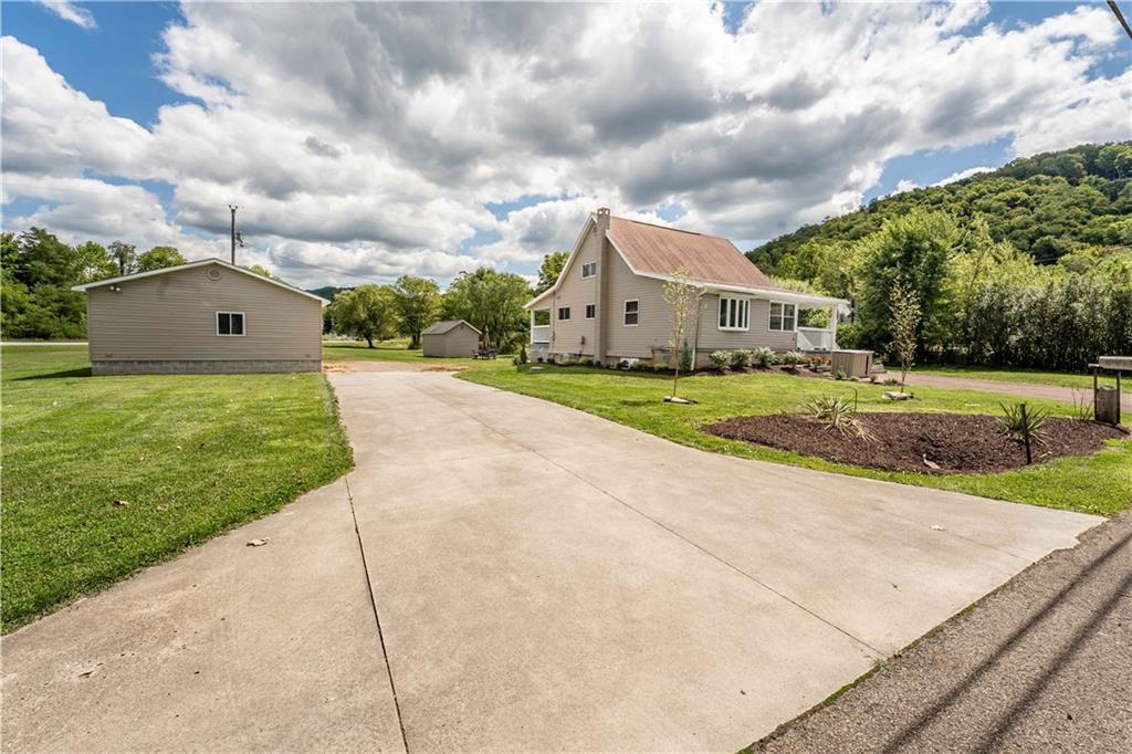 829 River Road Confluence, PA 15424 - Photo 3 of 46 Gallery Image 3