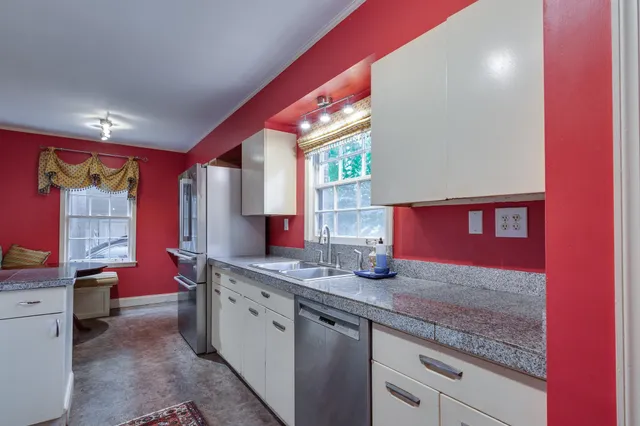 $514,000 | 65 Laverne Lane, Memphis, TN 38117