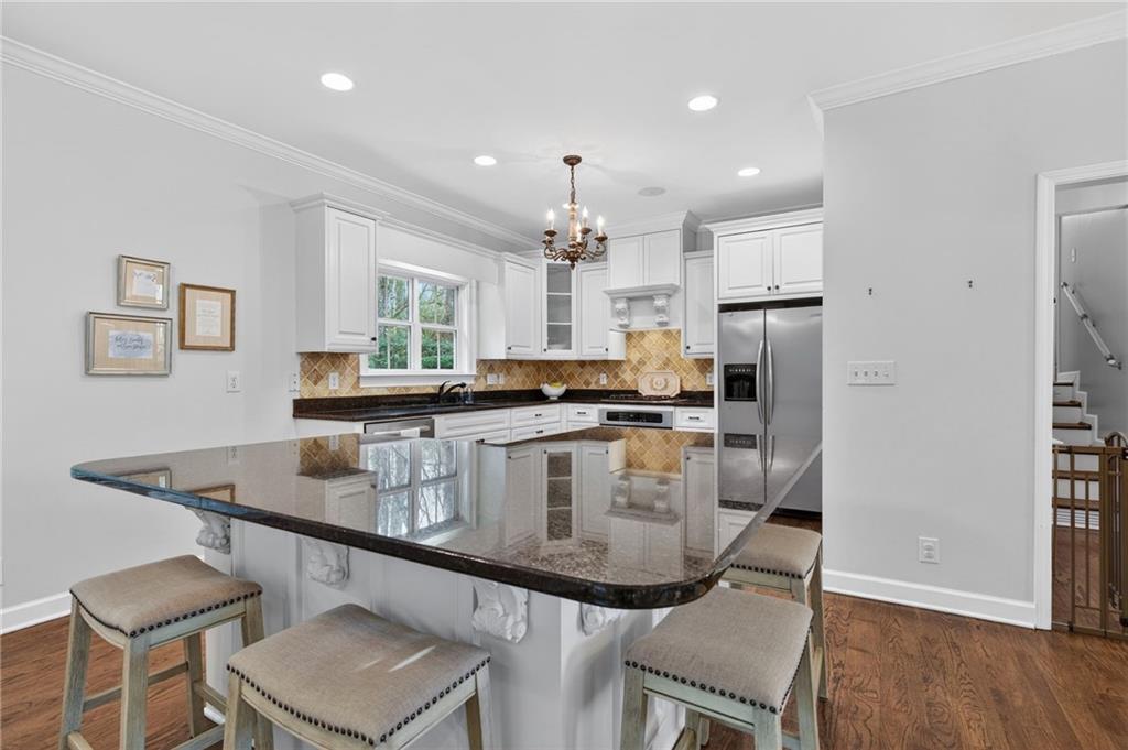 4735 Kitty Hawk Place Northeast Atlanta, GA 30342 - Photo 9 of 38