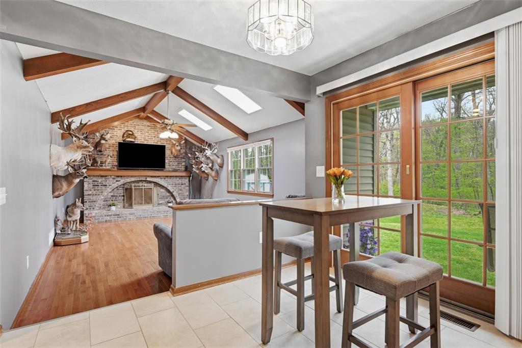 412 Golden Grove Road Baden, PA 15005 - Photo 19 of 50