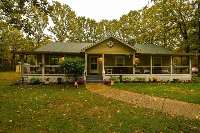 $343,000 | 24900 Englewood Lane, Lebanon, MO 65536