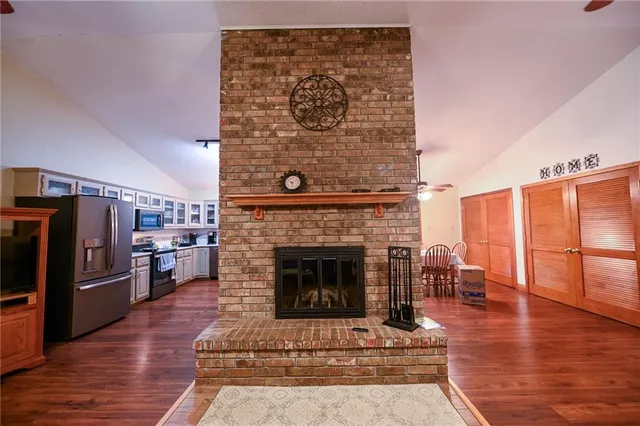 $343,000 | 24900 Englewood Lane, Lebanon, MO 65536