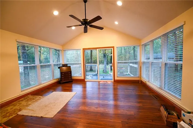 $343,000 | 24900 Englewood Lane, Lebanon, MO 65536