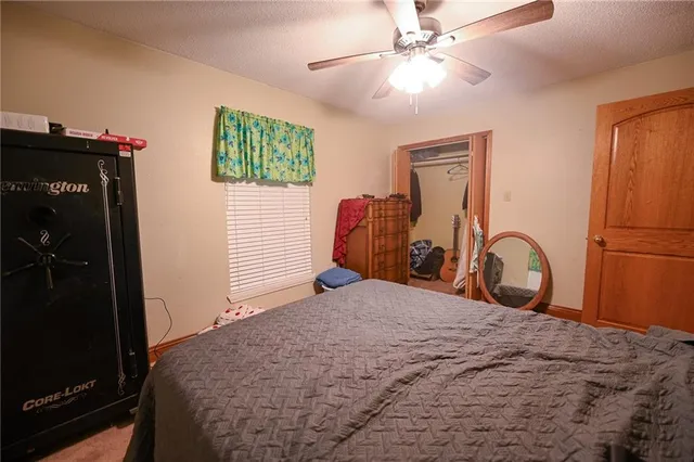 $343,000 | 24900 Englewood Lane, Lebanon, MO 65536