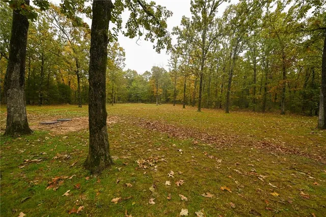 $343,000 | 24900 Englewood Lane, Lebanon, MO 65536