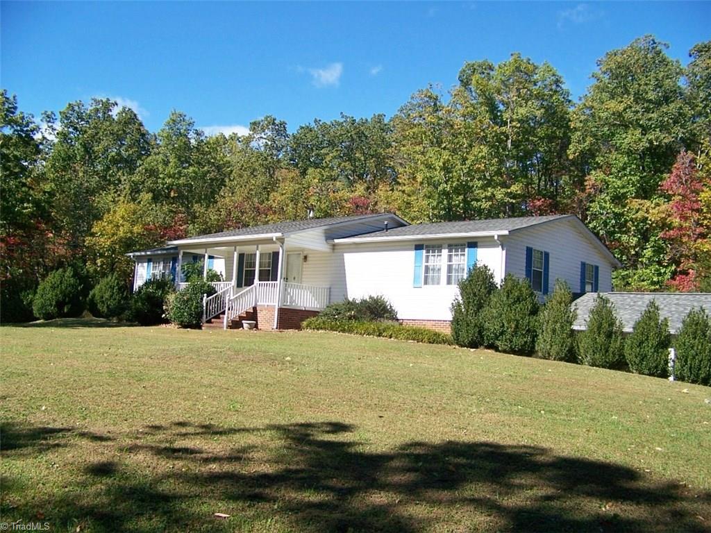 388 Davis Road Mount Airy, NC 27030 - Photo 1 of 26 Gallery Image 1