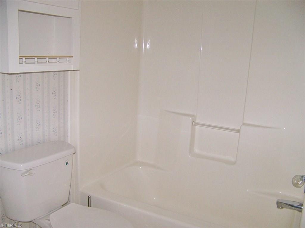 388 Davis Road Mount Airy, NC 27030 - Photo 18 of 26 Bath 2