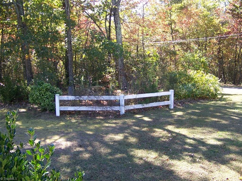 388 Davis Road Mount Airy, NC 27030 - Photo 23 of 26 Gallery Image 23