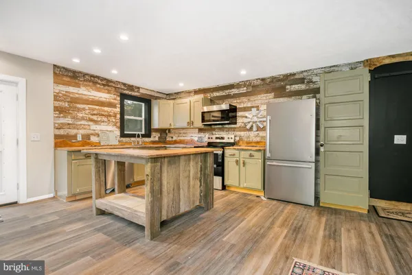 $399,900 | 3930 Mayhew Inn Road, Oakland, MD 21550