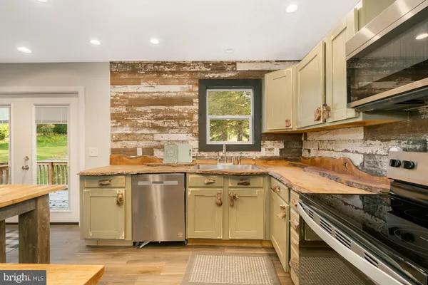 $399,900 | 3930 Mayhew Inn Road, Oakland, MD 21550