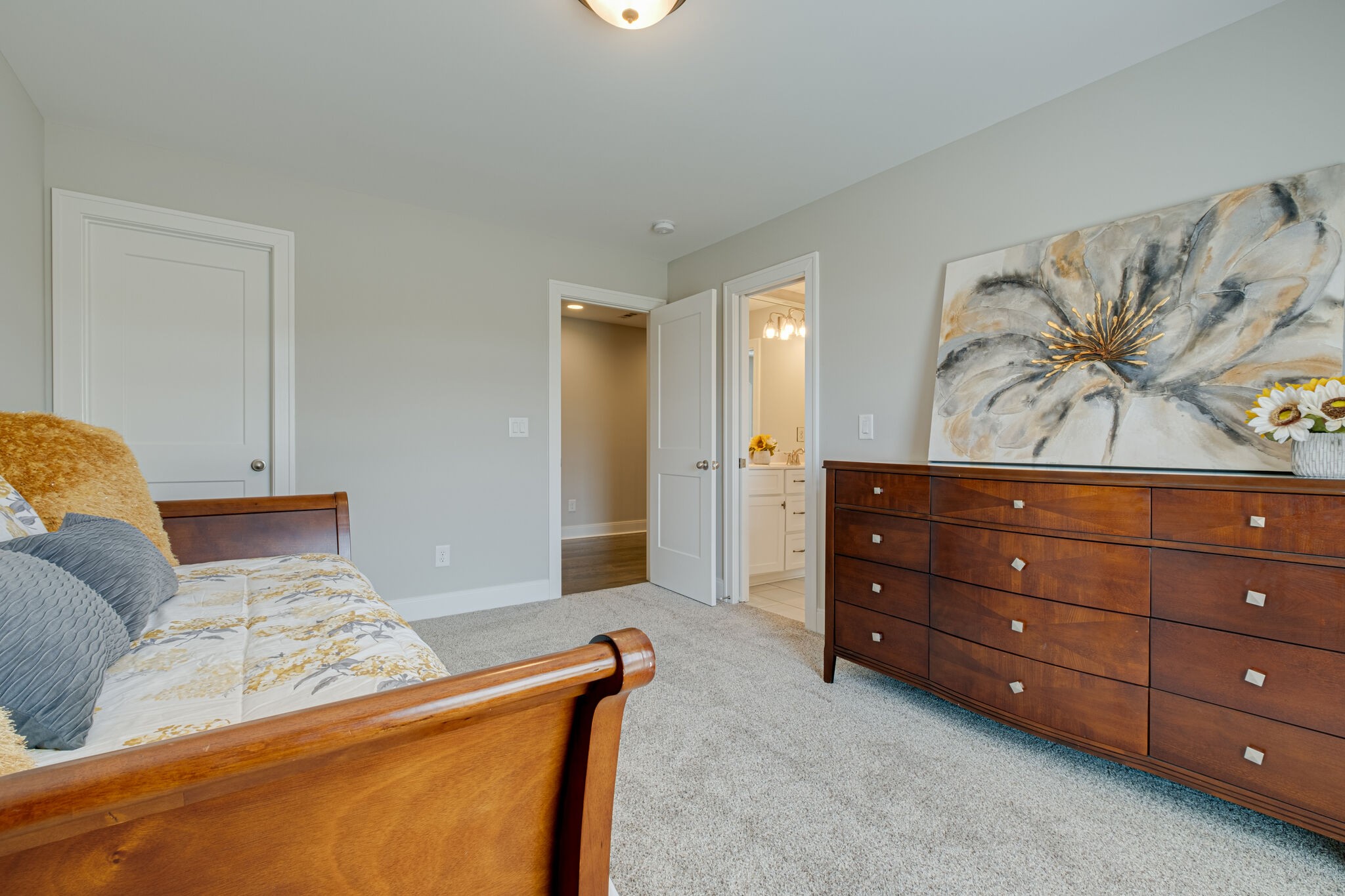 2002 Beechhaven Cir Mount Mount Juliet, TN 37122 - Photo 49 of 57 a living room with furniture