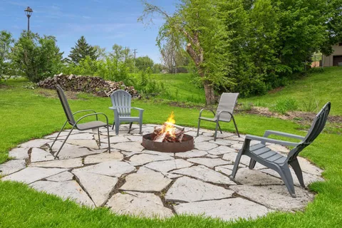 $400,000 | 125 Wildhurst Road, Waconia, MN 55387