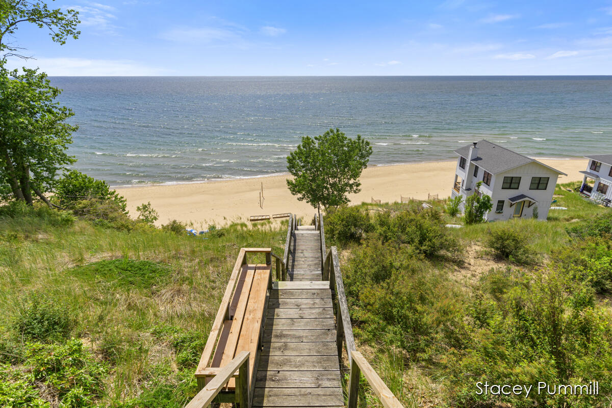 303 Stickney Ridge Road Grand Haven, MI 49417 - Photo 79 of 87 IMG_1014