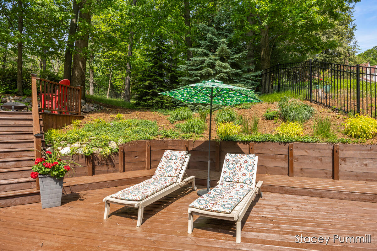 303 Stickney Ridge Road Grand Haven, MI 49417 - Photo 8 of 87 IMG_1067