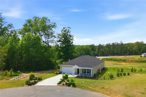 $397,500 | 412 Chadwick Lane, Walhalla, SC 29691