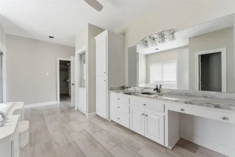 $399,000 | 3831 River Bluff Lane, Westlake, LA 70669