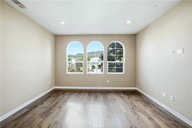 $675,000 | 810 East Promenade, Unit C, Azusa, CA 91702