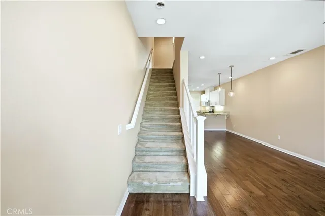 $675,000 | 810 East Promenade, Unit C, Azusa, CA 91702