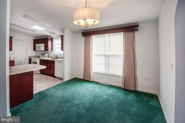 $259,000 | 17 Lydian Drive, Williamstown, NJ 08094