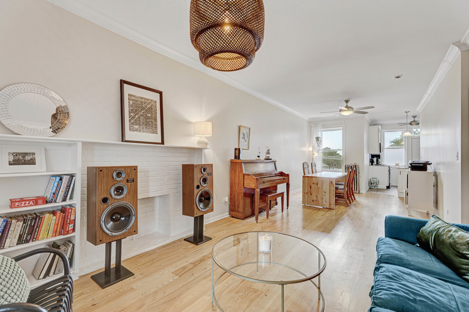 4903 North Monticello Avenue, Unit 3 Chicago, IL 60625 - Photo 11 of 23