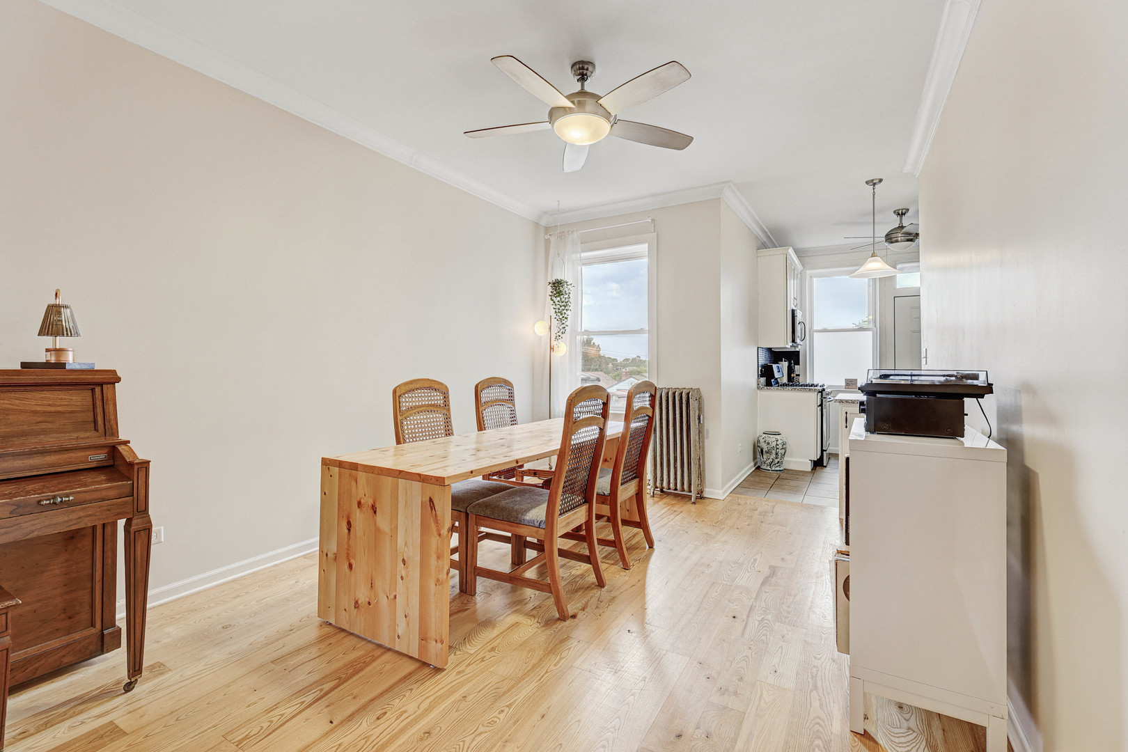 4903 North Monticello Avenue, Unit 3 Chicago, IL 60625 - Photo 13 of 23