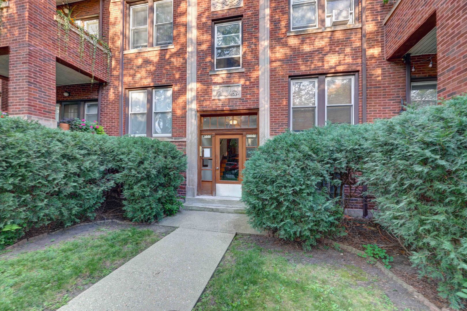 4903 North Monticello Avenue, Unit 3 Chicago, IL 60625 - Photo 2 of 23