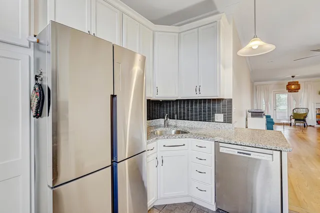 $244,500 | 4903 North Monticello Avenue, Unit 3, Chicago, IL 60625