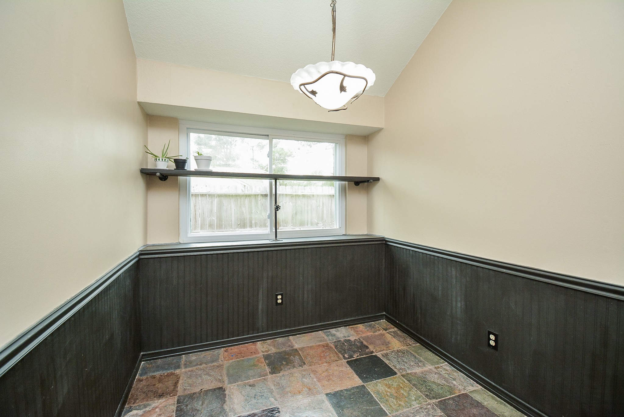 23734 Canyon Lake Drive Spring, TX 77373 - Photo 14 of 32 a view of an empty room with a window
