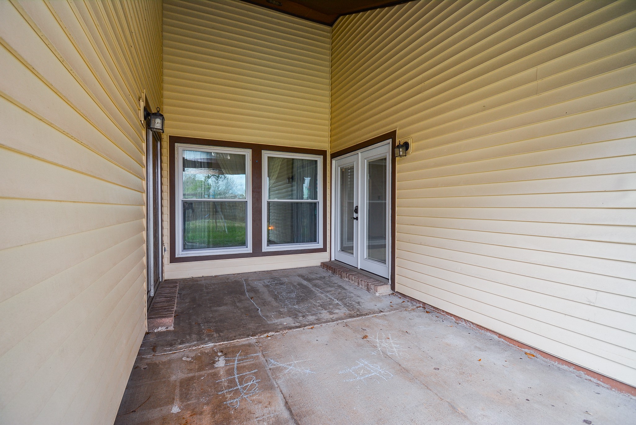 23734 Canyon Lake Drive Spring, TX 77373 - Photo 28 of 32 a entryway view with a outdoor space