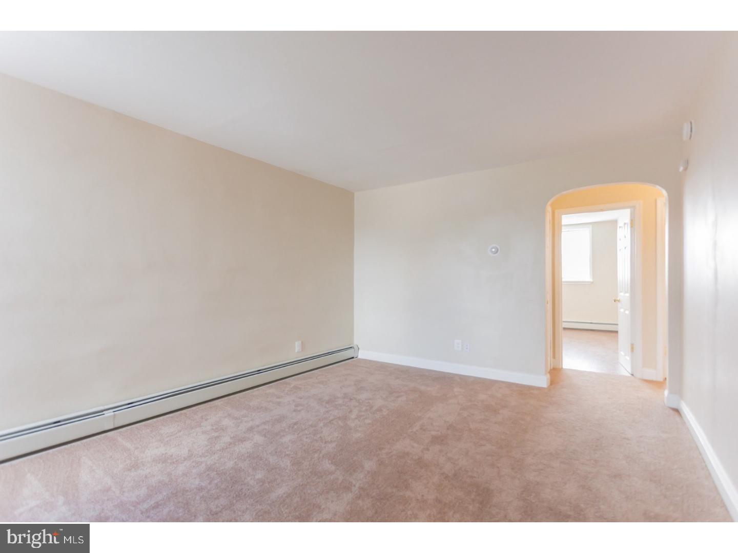 6854 Marshall Road Upper Darby, PA 19082 - Photo 14 of 25 Living Room