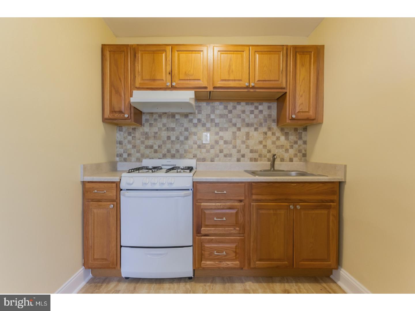 6854 Marshall Road Upper Darby, PA 19082 - Photo 19 of 25 Kitchen