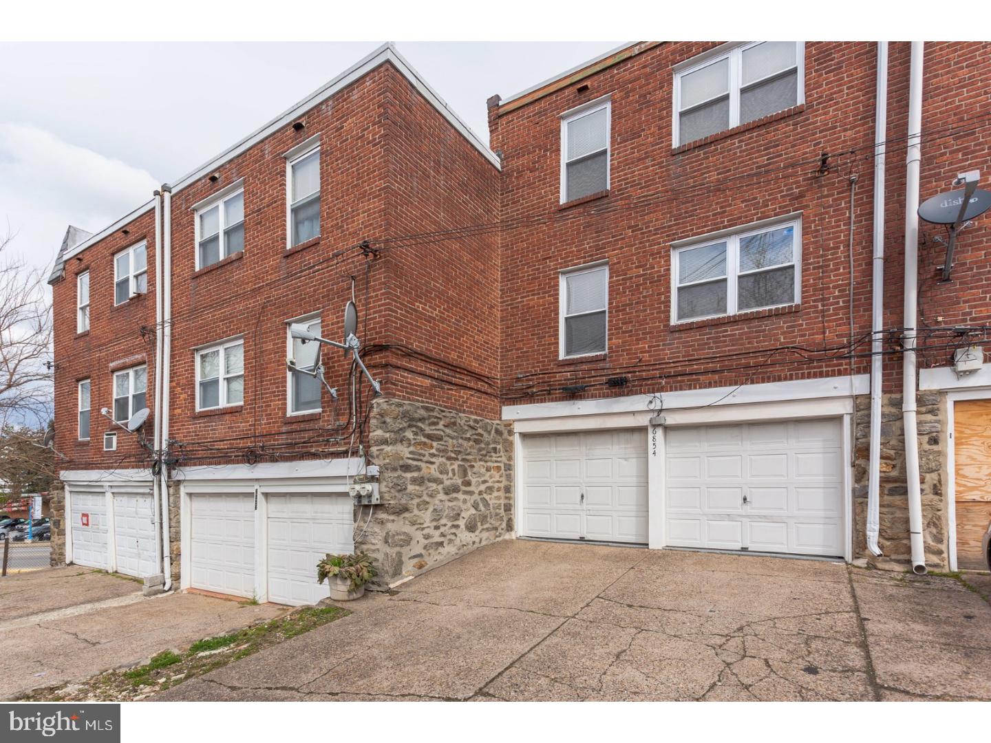 6854 Marshall Road Upper Darby, PA 19082 - Photo 25 of 25 Exterior Back