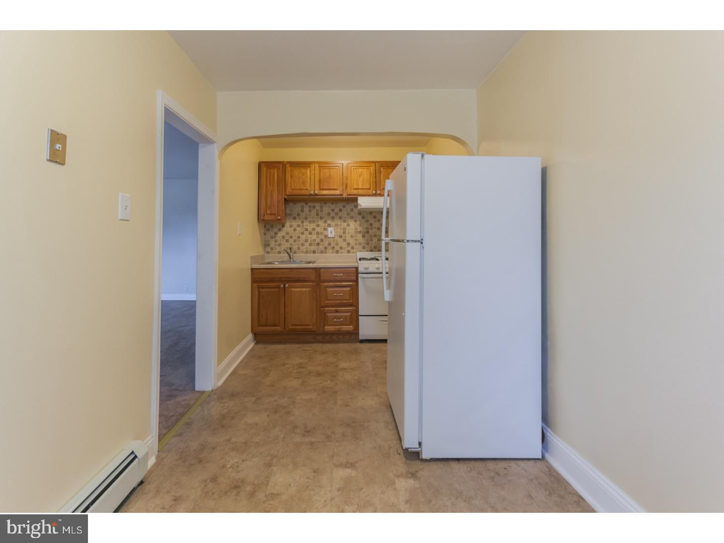 6854 Marshall Road Upper Darby, PA 19082 - Photo 6 of 25 Kitchen