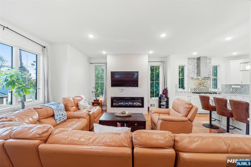 21 Cedar Street Cresskill, NJ 07626 - Photo 14 of 47
