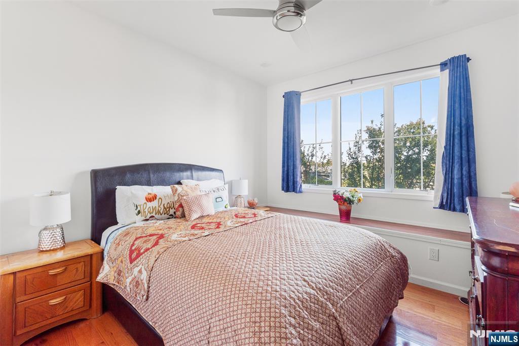 21 Cedar Street Cresskill, NJ 07626 - Photo 18 of 47