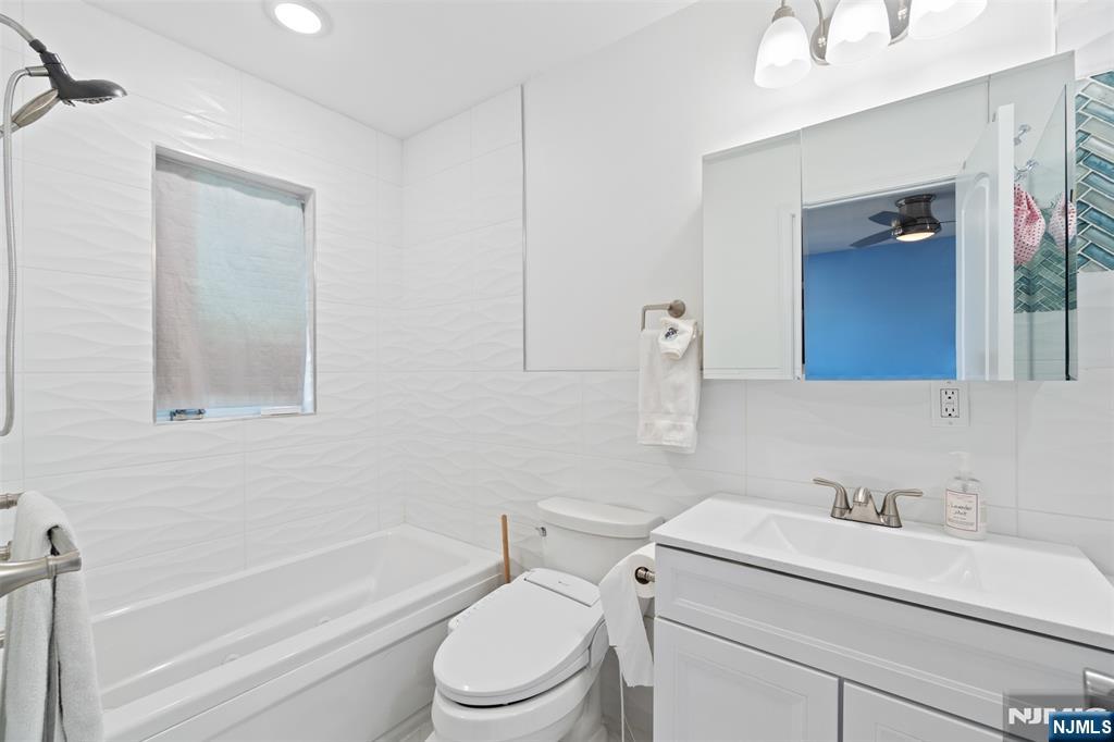 21 Cedar Street Cresskill, NJ 07626 - Photo 30 of 47