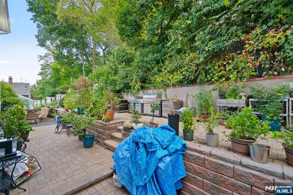 21 Cedar Street Cresskill, NJ 07626 - Photo 41 of 47