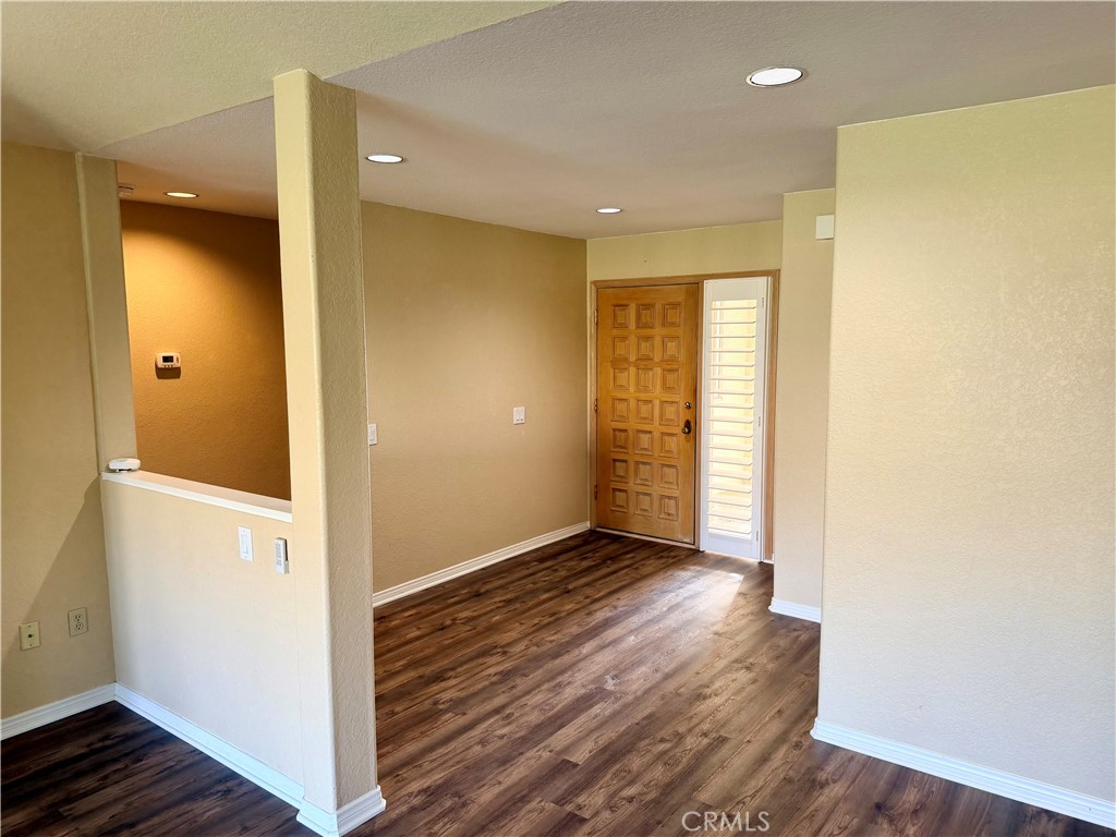 38441 Oaktree Loop Murrieta, CA 92562 - Photo 5 of 19