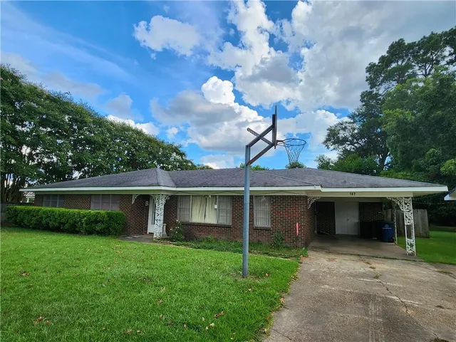 $179,999 | 107 Bienville Street, Natchitoches, LA 71457