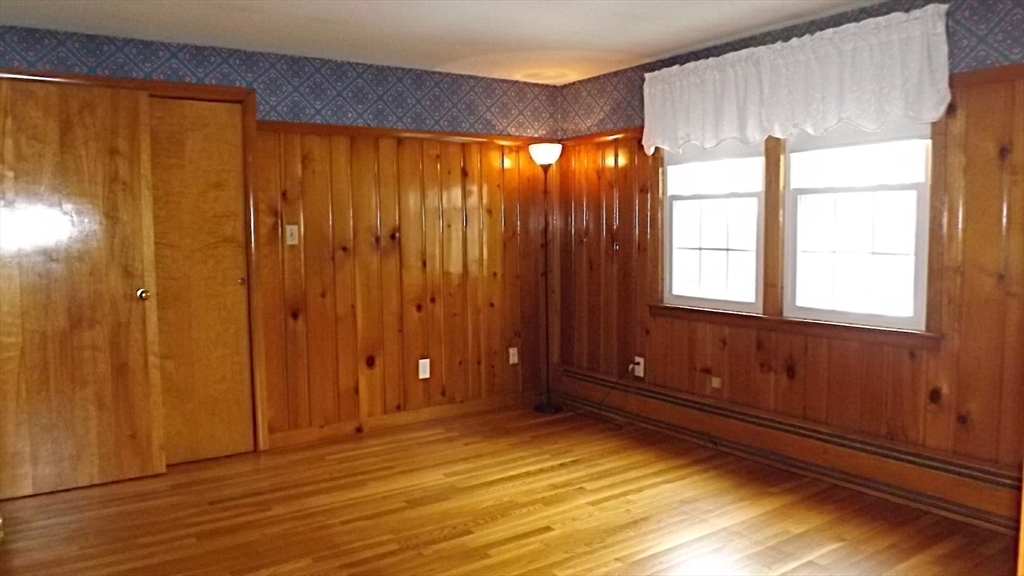 48 Ernest Avenue Worcester, MA 01604 - Photo 20 of 41